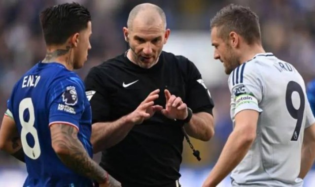 BBC：下赛季开始英超将引入新规，比赛中只有队长被允许接近裁判