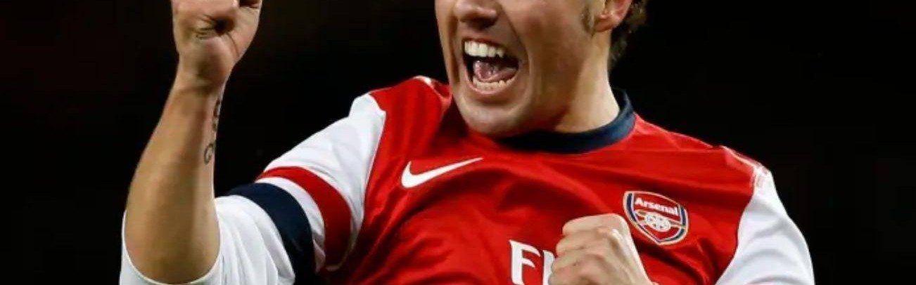 40岁中场大师还未退役：轰无解任意球创1纪录杀入决赛或回归西甲