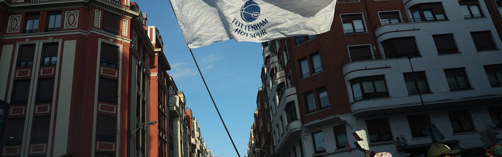 欧联杯决战天壤之别！曼联痛失1.66亿，热刺狂揽1.48亿笑看风云！