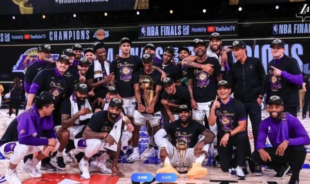 詹姆斯：园区时期是最纯粹篮球 平时可以随心所欲