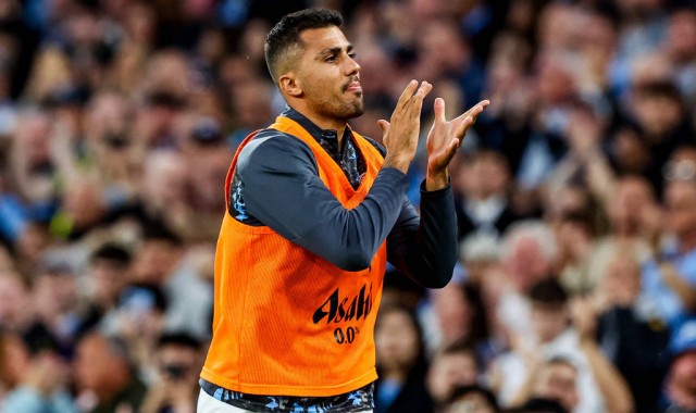 瓜帅又失左膀右臂！曼城四大皆空后巨变，王朝何去何从？