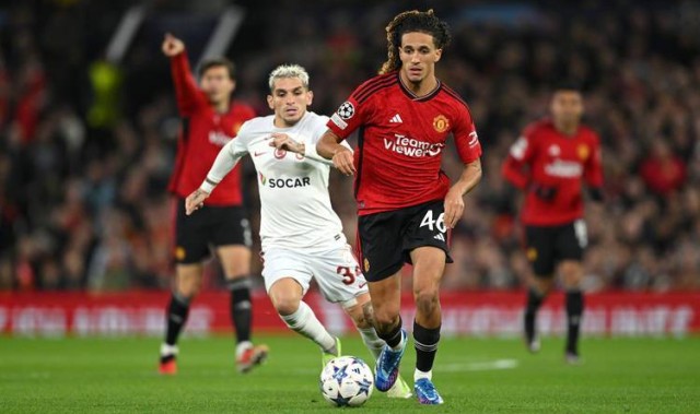 曼联全力争欧冠资格，赛程艰难核心球员作用关键