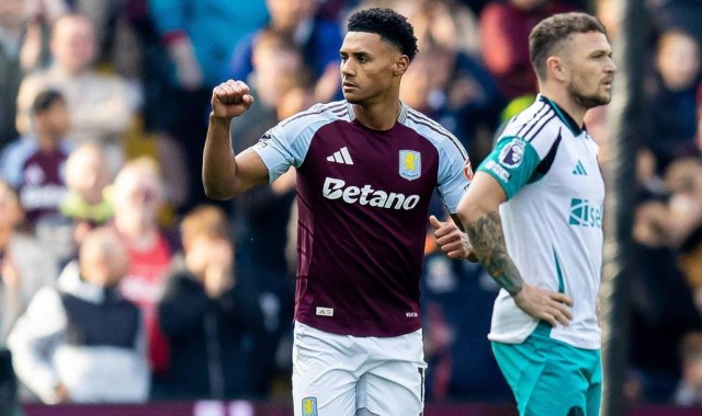 签枪迷！曝曼联有意沃特金斯 计划用拉什福德+现金换他